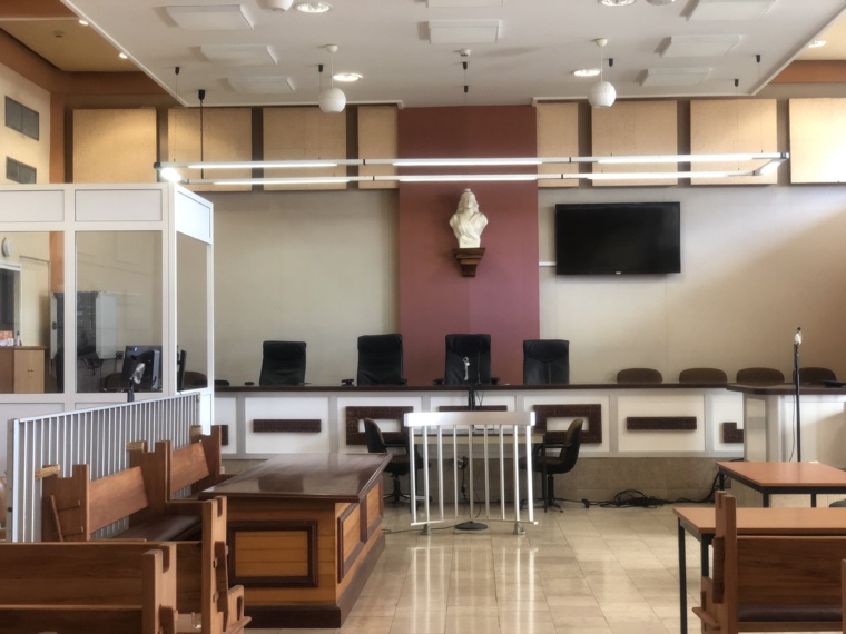 Sursis pour le vol d'une touriste endormie à l'aéroport Sursis pour le vol d'une touriste endormie à l'aéroport