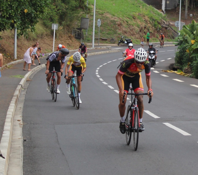 Francky Maraetaata s’est montré le plus solide dans le final et a fait honneur à son club de Punaruu et à sa commune de Punaauia.