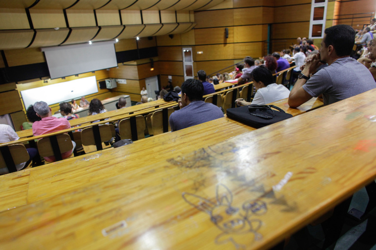 La vie des étudiants polynésiens à la loupe La vie des étudiants polynésiens à la loupe