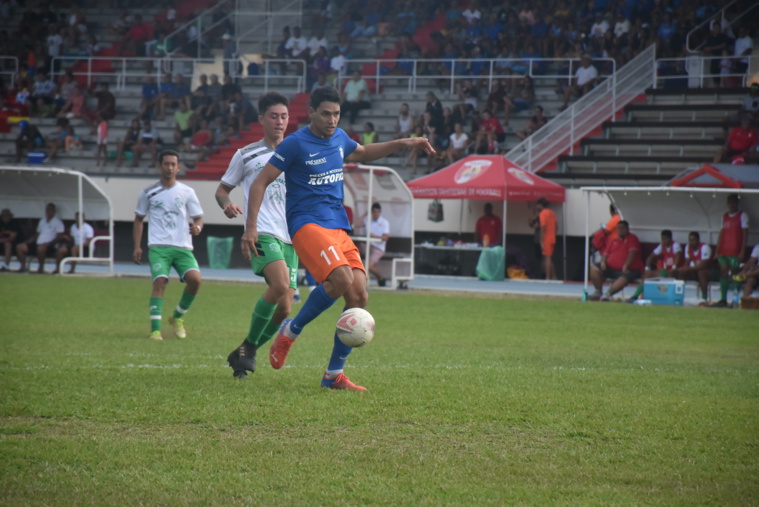 Avec quatre buts inscrits face au TFC, Roonui Tinirauarii a été le grand artisan de la victoire de Dragon, samedi.