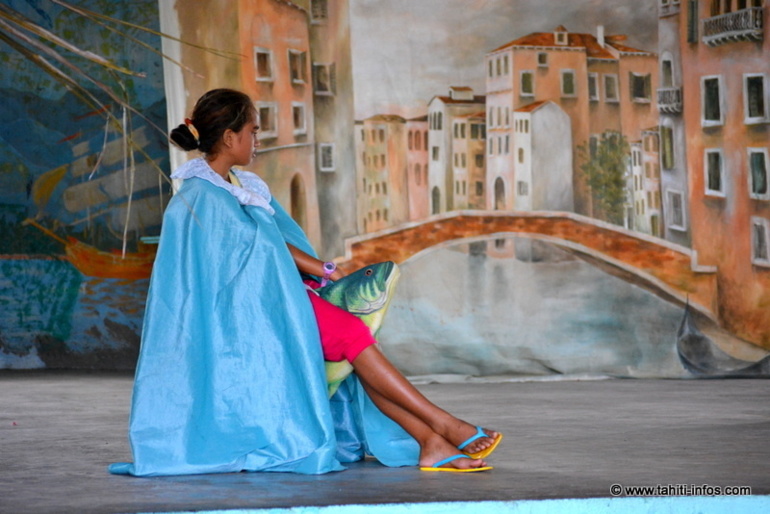 Une poissonnière "italienne" Une poissonnière "italienne"