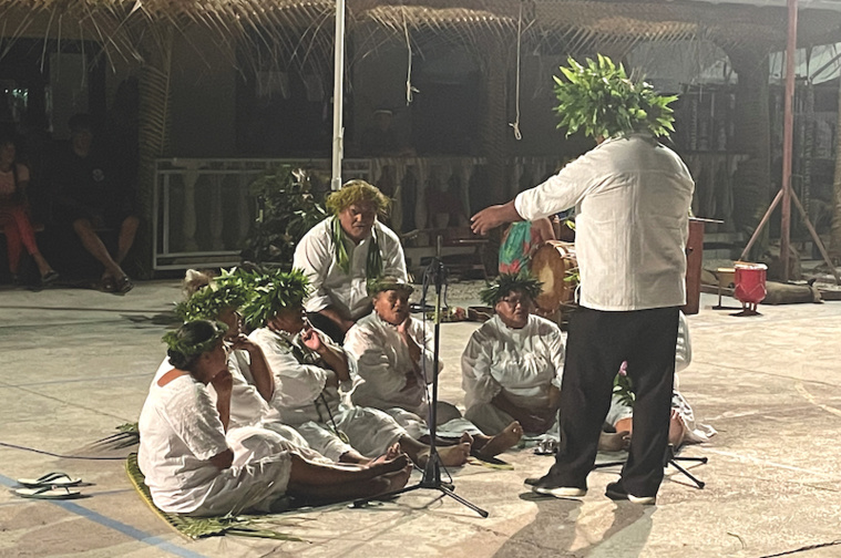 Le groupe Tiona nehenehe a remporté le concours dans la catégorie himene ru'au. Le groupe Tiona nehenehe a remporté le concours dans la catégorie himene ru'au.