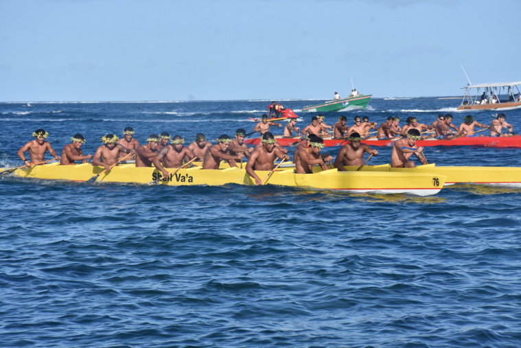 Sur la course reine du tau'ati, Shell Va'a a devancé d'un rien l'équipage du Team OPT. Sur la course reine du tau'ati, Shell Va'a a devancé d'un rien l'équipage du Team OPT.