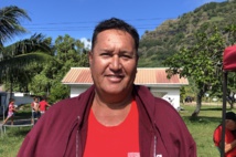 Visite État-Pays aux Gambier Visite État-Pays aux Gambier