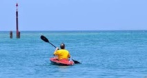 Un Américain aveugle abandonne sa traversée en kayak du détroit de Floride