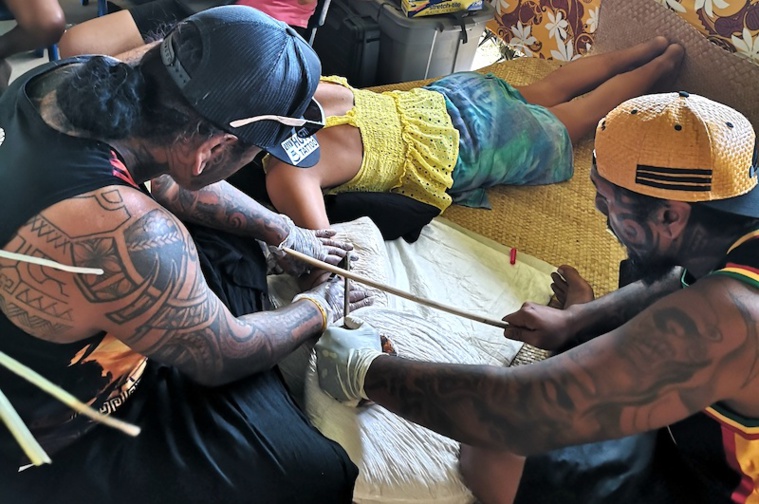 Première convention de tātau à Taha'a Première convention de tātau à Taha'a