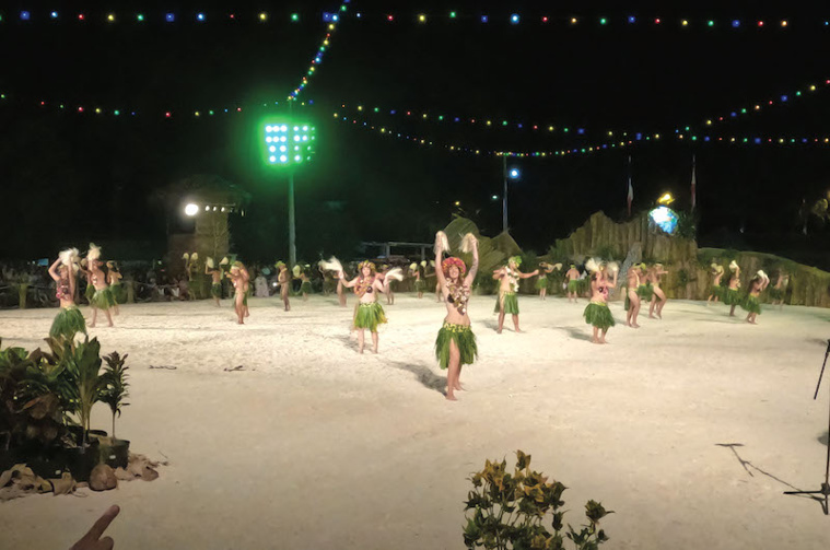 La troupe de danse Nunue Bora Bora.