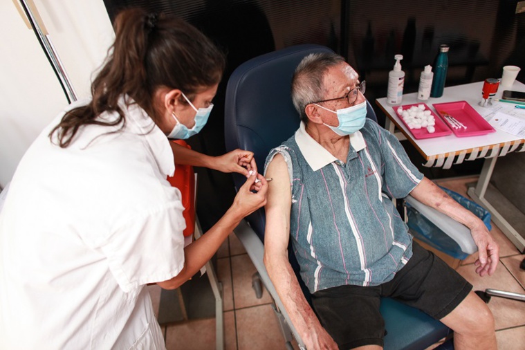 Sous-variants Omicron : Le retour des gestes barrières à l'étude Sous-variants Omicron : Le retour des gestes barrières à l'étude