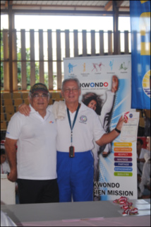 Mr Robert Raoulx/Mr Yan Maker à la compétition du 23/11/2013 Mission Papeete Mr Robert Raoulx/Mr Yan Maker à la compétition du 23/11/2013 Mission Papeete