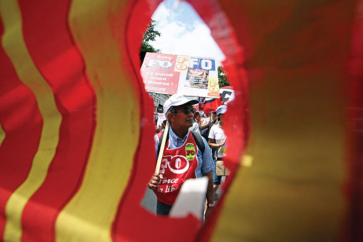 Photo d'archive d'une manifestation contre la vie chère à la Réunion. RICHARD BOUHET / AFP
