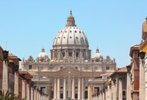 Faux contrats d'embauche pour le Vatican