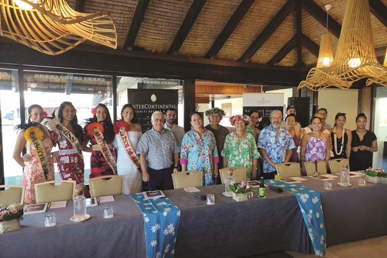 L'hôtel InterContinental Tahiti et ses différents partenaires ont présenté mardi les quatre soirées du Mini-Heiva 2022. L'hôtel InterContinental Tahiti et ses différents partenaires ont présenté mardi les quatre soirées du Mini-Heiva 2022.