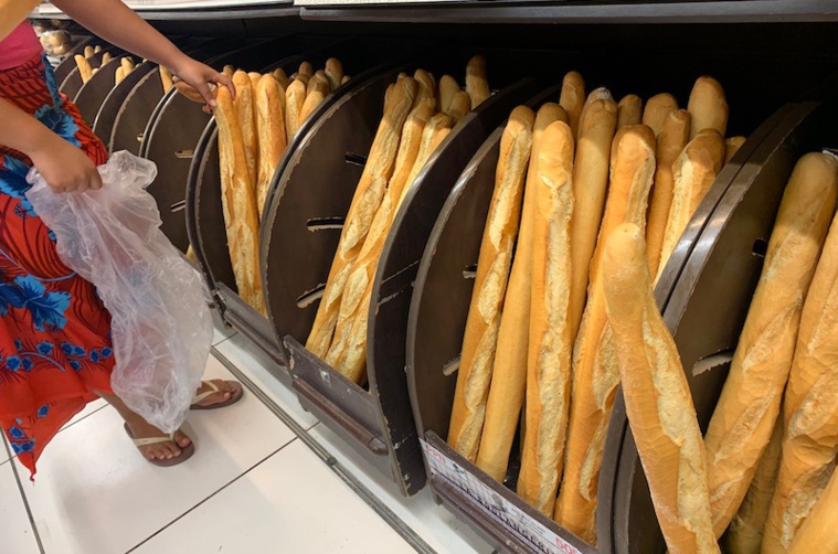 La baguette de pain passe à 60 Fcfp au 1er août La baguette de pain passe à 60 Fcfp au 1er août