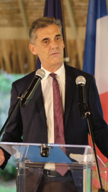 "L'équilibre Etat-Pays est nécessaire" "L'équilibre Etat-Pays est nécessaire"