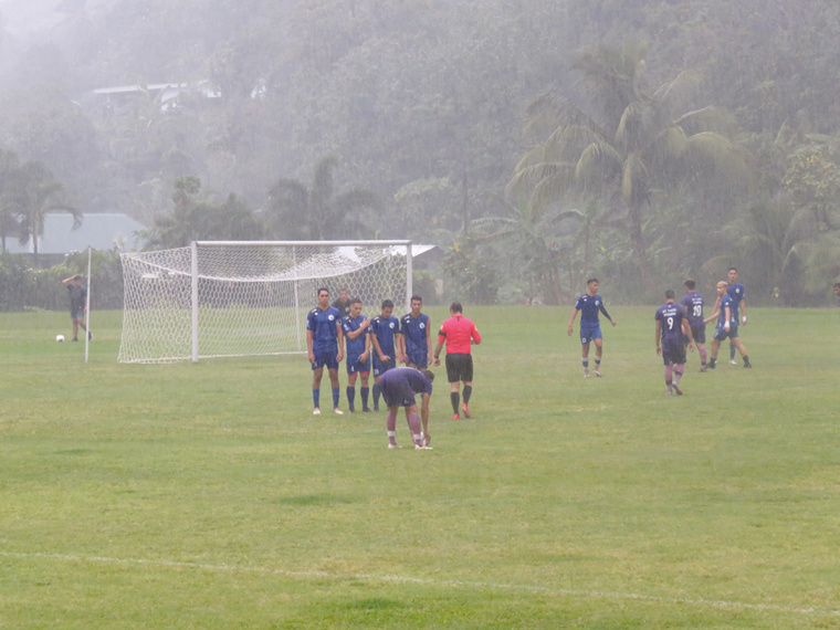 Un Mira d'or domine Moorea Un Mira d'or domine Moorea