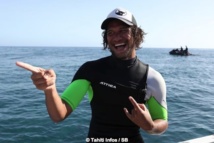 Maronui Richmond gagne en bodyboard prone Maronui Richmond gagne en bodyboard prone