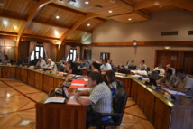 La séance plénière hier matin au CESC a permis de rendre un avis sur trois projets de Loi du Pays. La séance plénière hier matin au CESC a permis de rendre un avis sur trois projets de Loi du Pays.