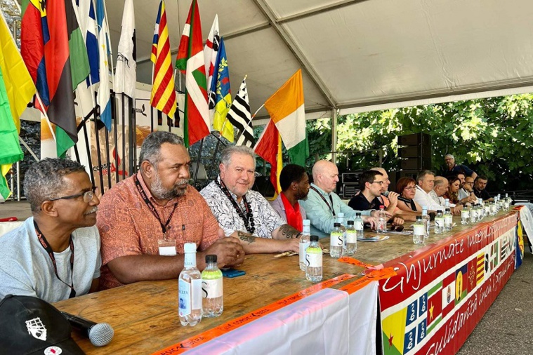 Les indépendantistes réunis en Corse Les indépendantistes réunis en Corse