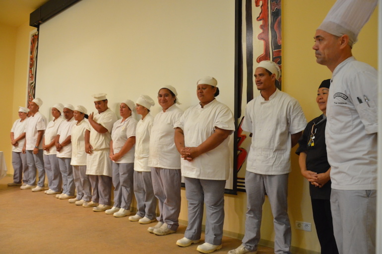 Douze super-commis achèvent leur formation en cuisine chinoise Douze super-commis achèvent leur formation en cuisine chinoise