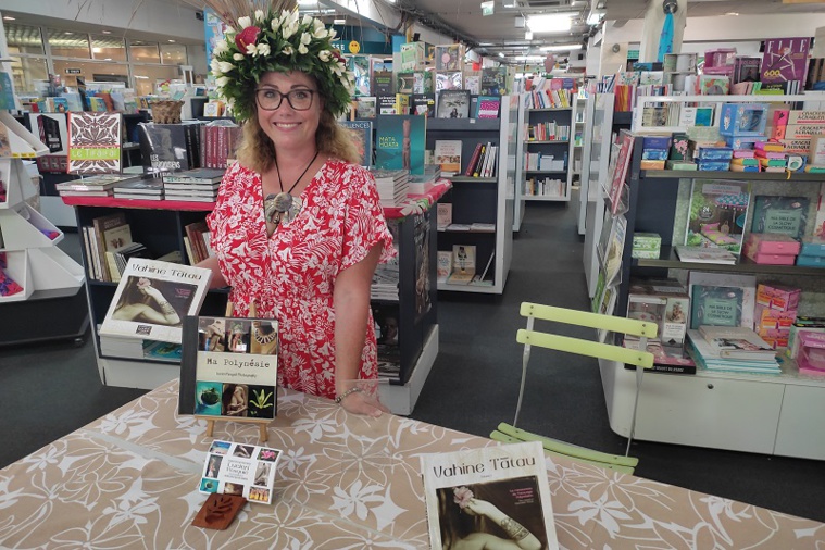 Vahine Tātau, l'hommage aux femmes et au tatouage de Lucien Pesquié Vahine Tātau, l'hommage aux femmes et au tatouage de Lucien Pesquié