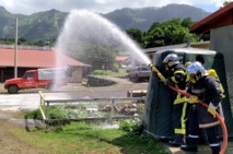 Onze pompiers marquisiens formés à Nuku Hiva Onze pompiers marquisiens formés à Nuku Hiva