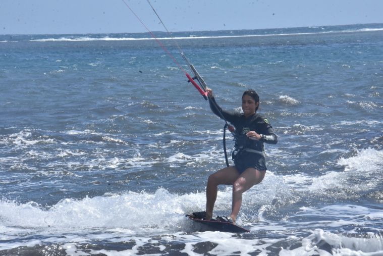 Niuhiti Neuffer s'est illustrée sur la course de twintip.