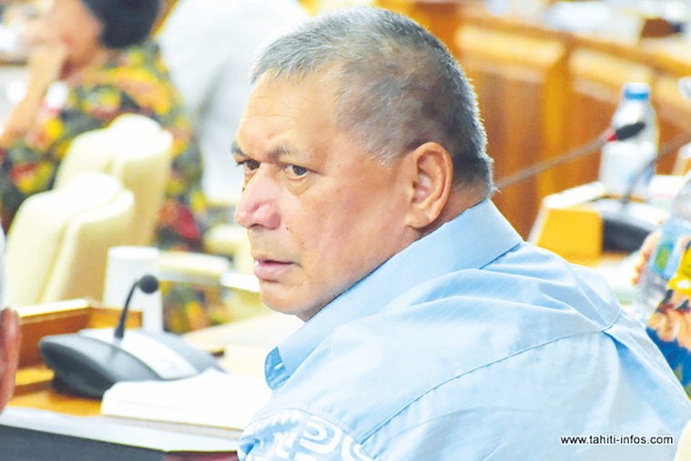 Putai Taae au Tavini : "C'est ma population qui me le demande" Putai Taae au Tavini : "C'est ma population qui me le demande"