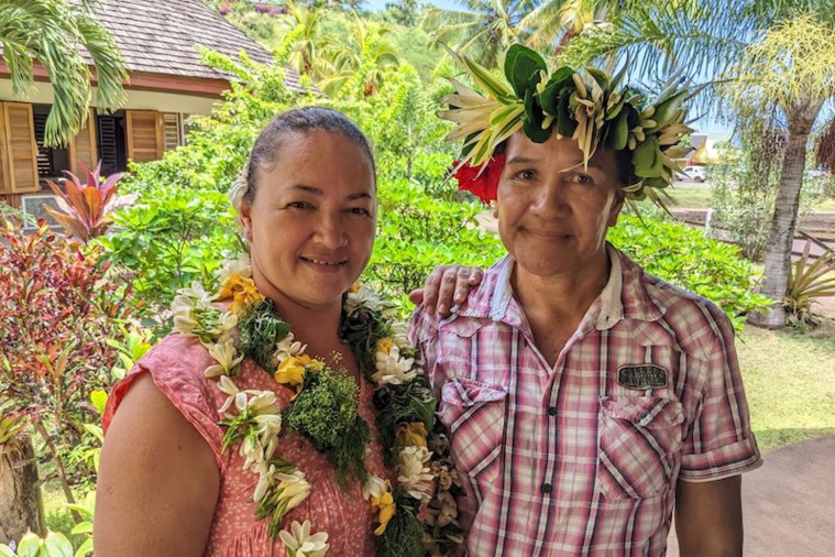 Colette et Lucie intervenantes du comité du tourisme de Nuku Hiva. Colette et Lucie intervenantes du comité du tourisme de Nuku Hiva.