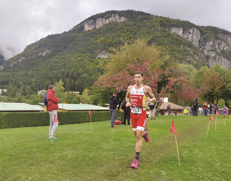 Jean-Marc Rimaud a été le meilleur tahitien dans les Dolomites. Jean-Marc Rimaud a été le meilleur tahitien dans les Dolomites.