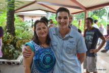 Raimana et sa maman Raimana et sa maman