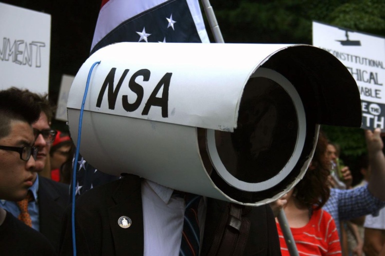 USA: plus de 100 arrestations grâce à la surveillance d'internet de la NSA USA: plus de 100 arrestations grâce à la surveillance d'internet de la NSA