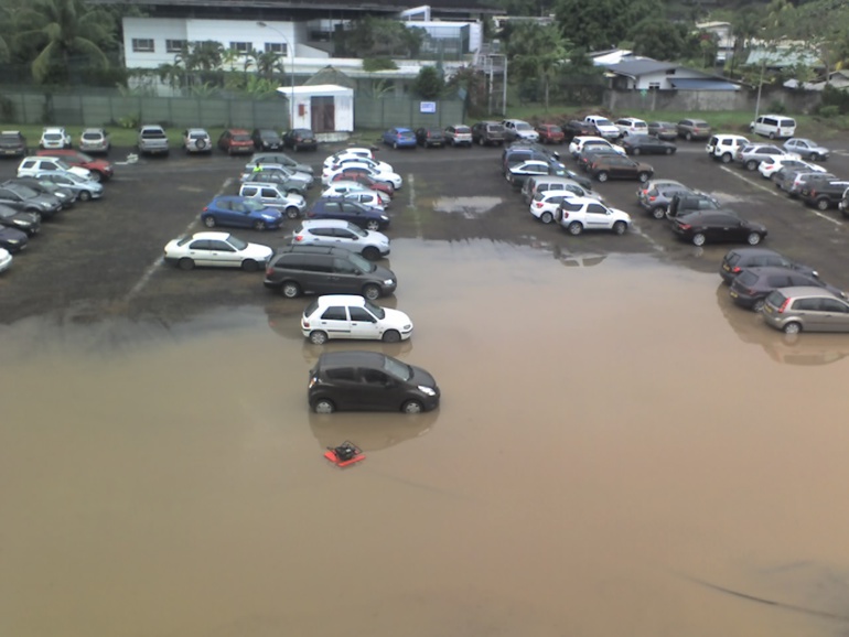 Le parking provisoire du CHPF vraie mare aux canards Le parking provisoire du CHPF vraie mare aux canards