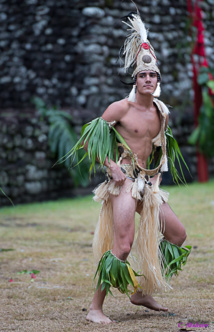 Le 'aito a grandi dans le monde de la danse, grâce à ses parents. (Crédit photo : Christophe Molinier) Le 'aito a grandi dans le monde de la danse, grâce à ses parents. (Crédit photo : Christophe Molinier)