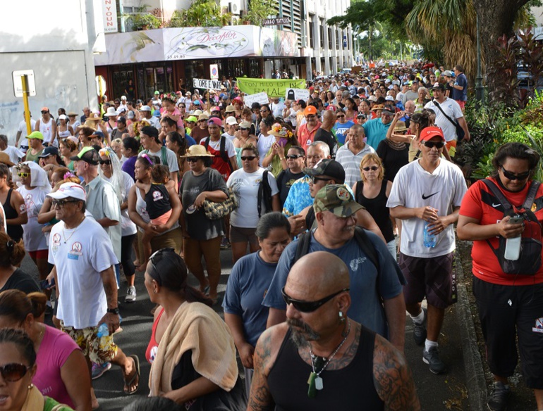 Nouveau défilé contre l'Imam et l'Islam à Tahiti Nouveau défilé contre l'Imam et l'Islam à Tahiti