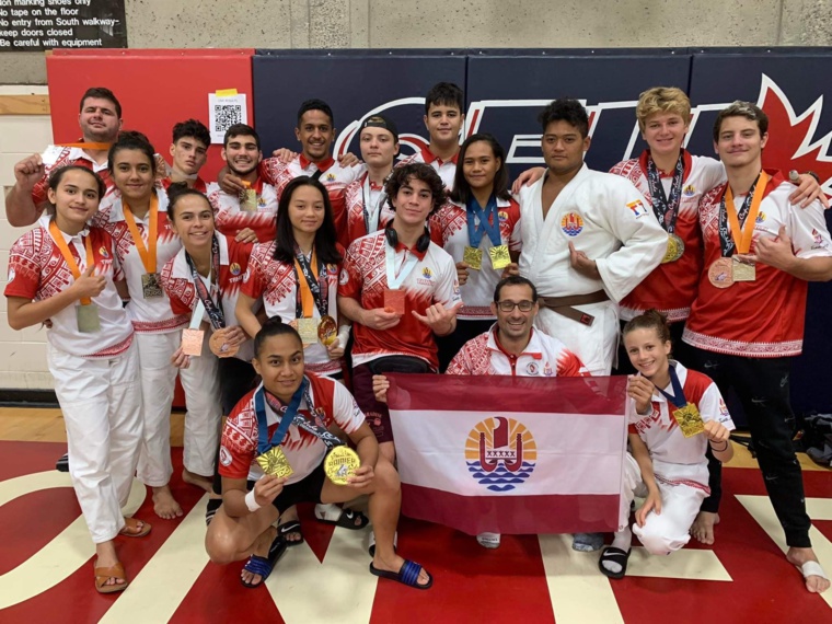 La délégation de 16 judokas tahitiens s'étaient envolée le 13 octobre pour une tournée en Amérique du Nord. (photo : Fédération polynésienne de judo)
