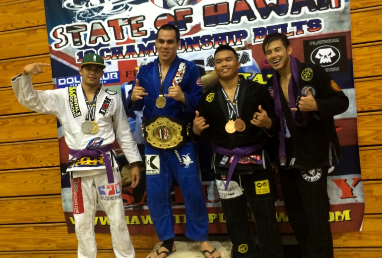 Hoanui Vanaa remporte la plus grosse compet' de jiu jitsu à Hawaii
