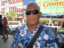 Inéligibilité de Flosse: des Polynésiens inquiets pour l’avenir du Pays Inéligibilité de Flosse: des Polynésiens inquiets pour l’avenir du Pays