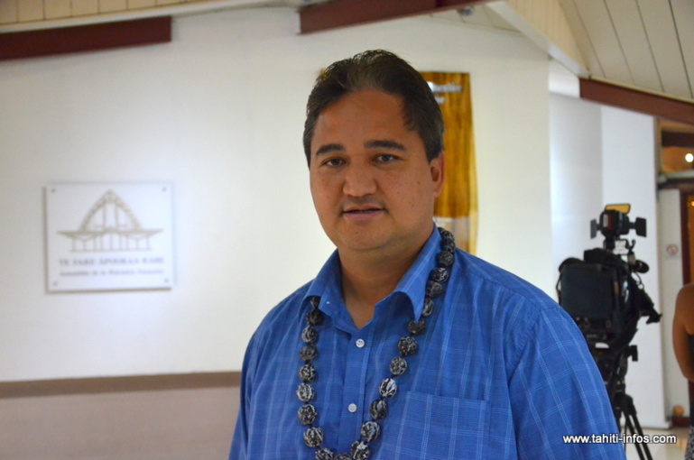 Le sénateur souverainiste Richard Tuheiava, mardi 29 juillet à Tarahoi