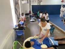 Les ostéopathes étaient présents avec leur matériel pour proposer leurs soins aux enfants. Les ostéopathes étaient présents avec leur matériel pour proposer leurs soins aux enfants.