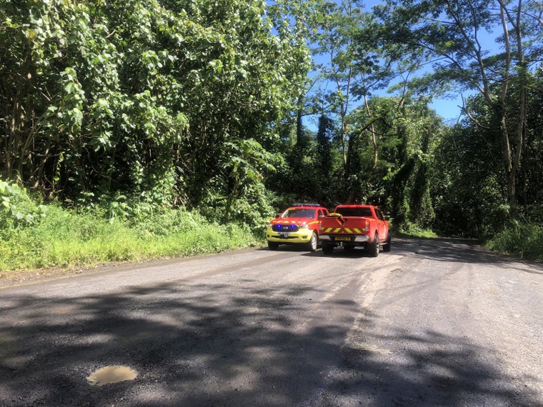 Le haut-commissaire et le président à Papeno'o Le haut-commissaire et le président à Papeno'o