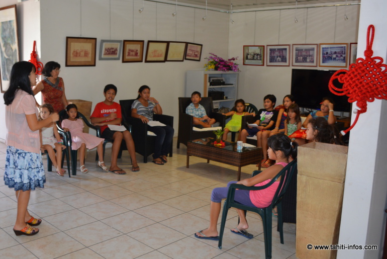 Les enfants ont chanté pour leurs parents, en chinois bien sûr ! Les enfants ont chanté pour leurs parents, en chinois bien sûr !