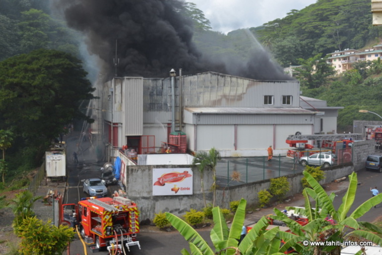 Incendie à la Charcuterie du Pacifique : les 80 employés risquent le chômage technique Incendie à la Charcuterie du Pacifique : les 80 employés risquent le chômage technique