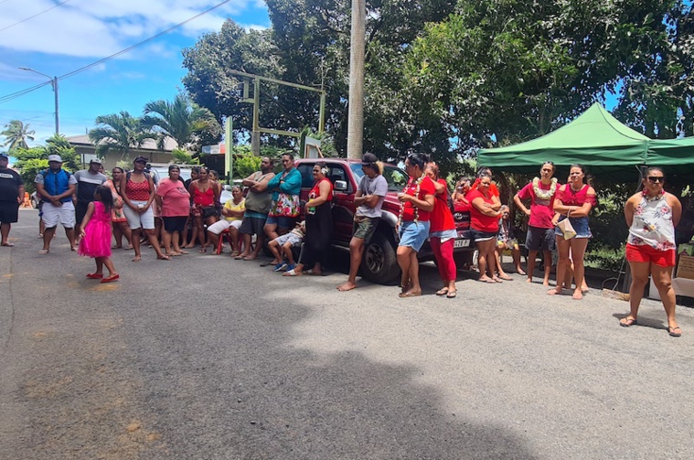 À Papeno'o, les recherches et le deuil À Papeno'o, les recherches et le deuil