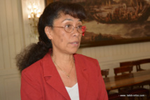 Manolita Ly, ministre de la solidarité se réjouit de la baisse du déficit du régime de solidarité territorial (RST).
