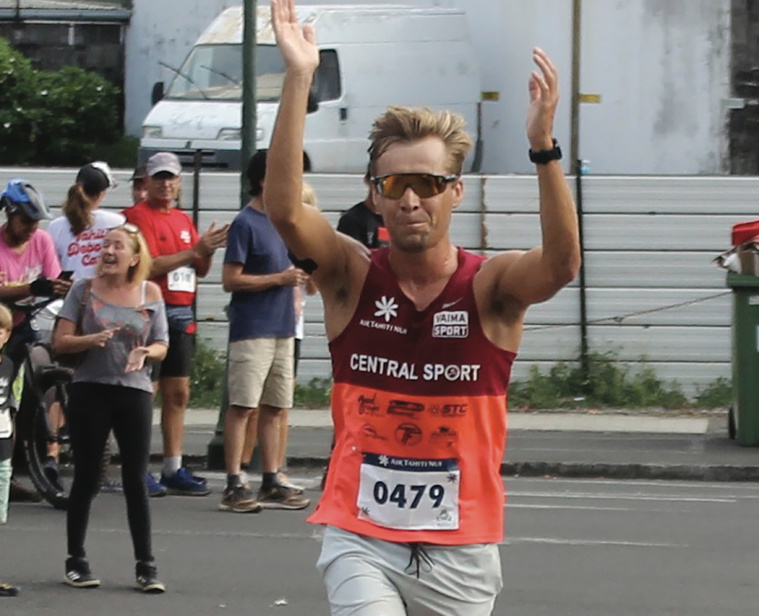 Benjamin Zorgnotti a réalisé le doublé 5 et 10 km, samedi à la ATN Urban Run.