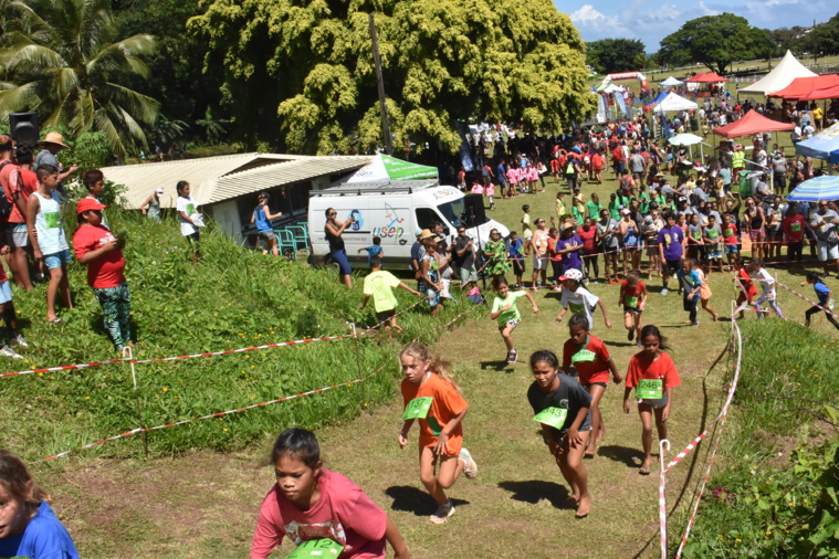 Les jeunes coureurs se sont affrontés sur des parcours allant de 1 300 à 4 000 mètres. Le tout sous une grosse chaleur. Les jeunes coureurs se sont affrontés sur des parcours allant de 1 300 à 4 000 mètres. Le tout sous une grosse chaleur.