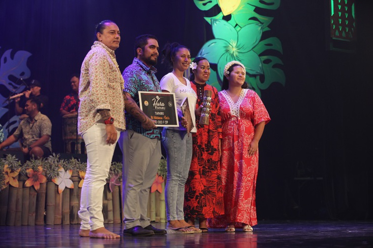 Manohiva a -quasiment- fait l'unanimité au 16e Hura Tapairu Manohiva a -quasiment- fait l'unanimité au 16e Hura Tapairu