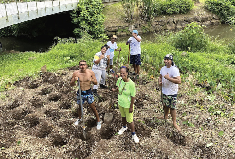 70 jeunes tissent des liens au Fare Natura de Moorea 70 jeunes tissent des liens au Fare Natura de Moorea