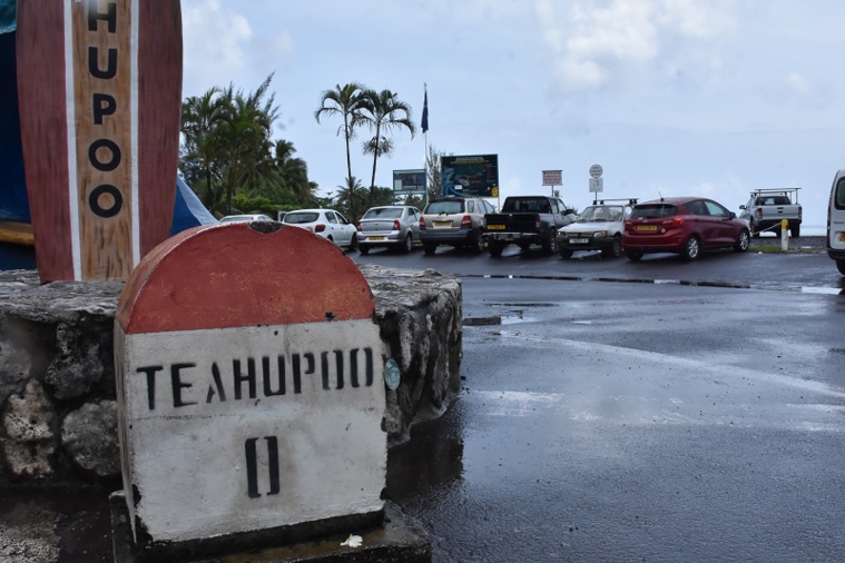 L'avant et l'après-village olympique à Teahupo'o L'avant et l'après-village olympique à Teahupo'o