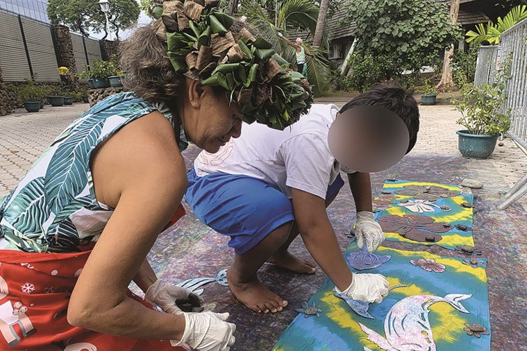 Les enfants repartiront avec leur pareu. Les enfants repartiront avec leur pareu.